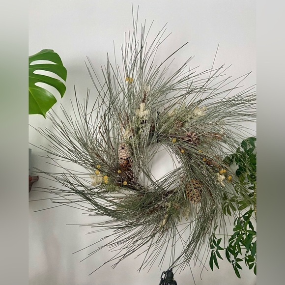 Home Large winter Scandinavian style Long faux Pine needle Wreath pine cones - Picture 2 of 16